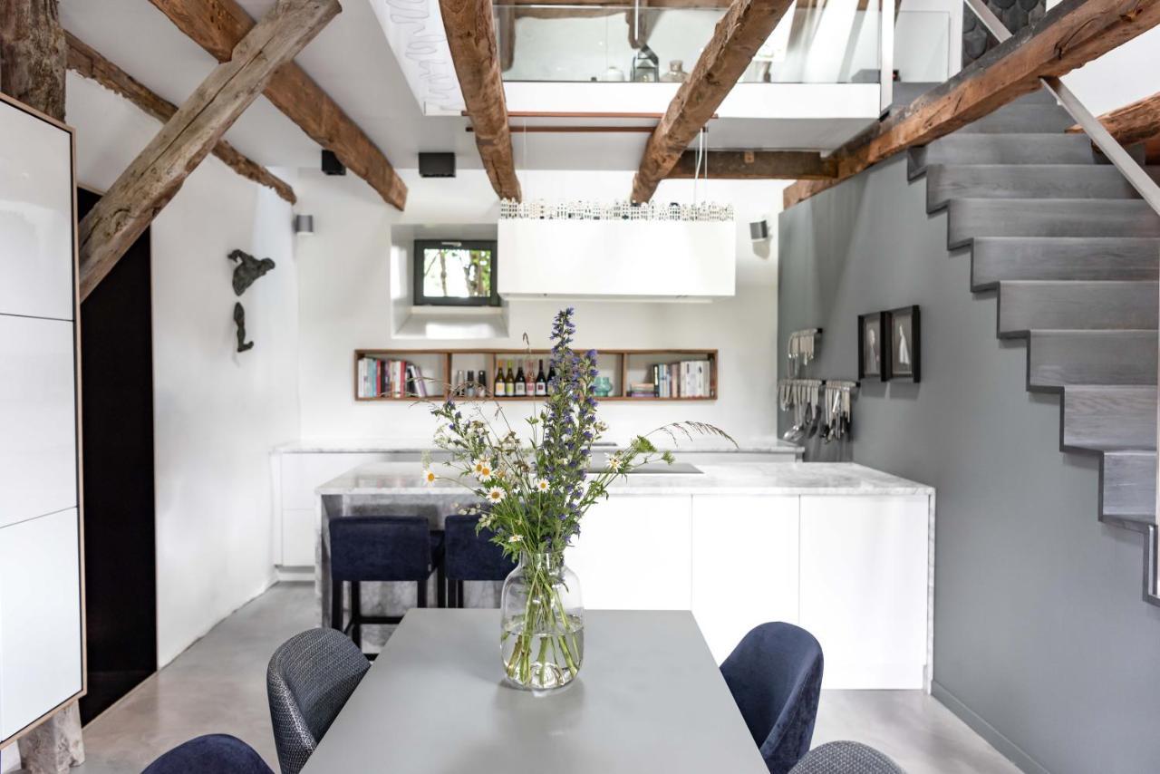 Maison De La Bonne Vie Therondels 외부 사진
