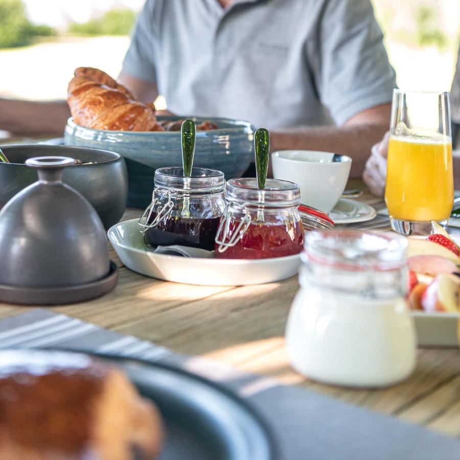 Maison De La Bonne Vie Therondels 외부 사진